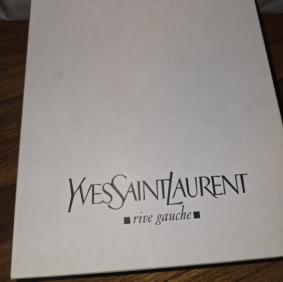 Yves Saint Laurent Vibrant Purple Heels - Picture 11 of 11